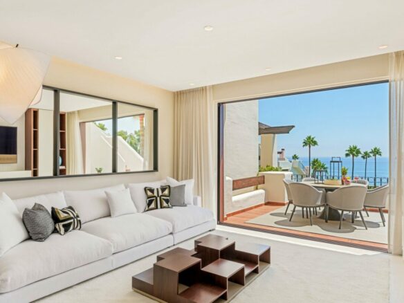 New Golden Mile – 4B Penthouse – Beachfront – Sea Views