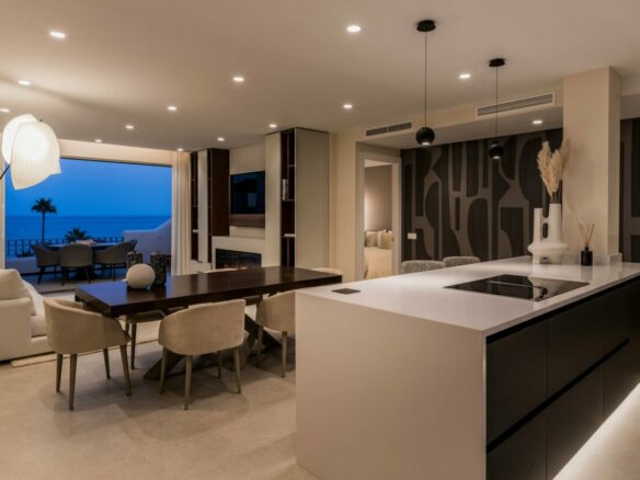 New Golden Mile – 4B Penthouse – Beachfront – Sea Views