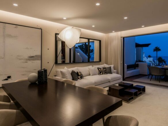 New Golden Mile – 4B Penthouse – Beachfront – Sea Views