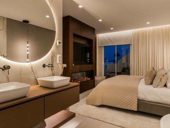 New Golden Mile – 4B Penthouse – Beachfront – Sea Views