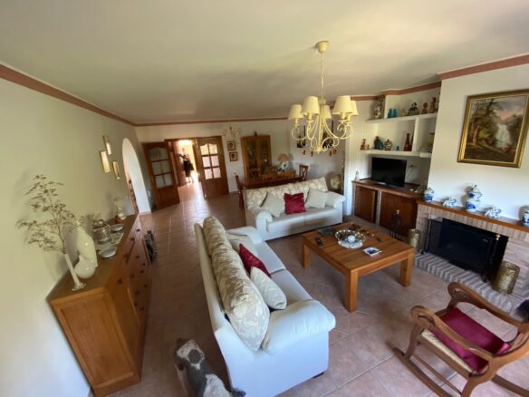 San Pedro – 5B Country Home  – To reform