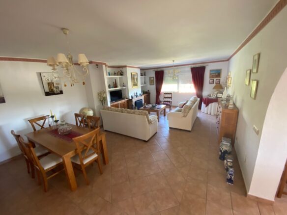 San Pedro – 5B Country Home  – To reform