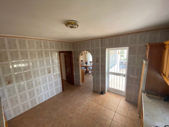 San Pedro – 5B Country Home  – To reform