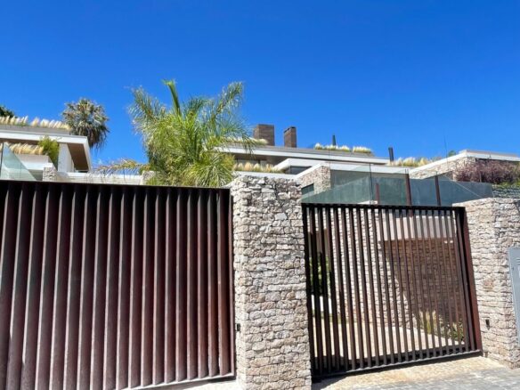 For Sale  – 🌟Nueva Andalucia – 2 x Modern villas – Near Puerto Banus