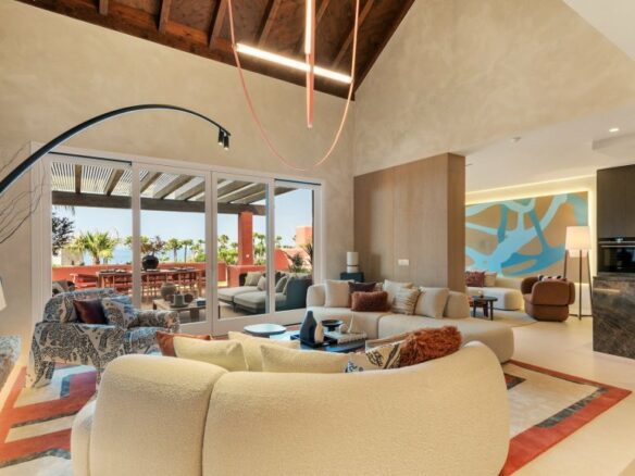 New Golden Mile – 4B Penthouse – Beachfront