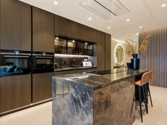 New Golden Mile – 4B Penthouse – Beachfront