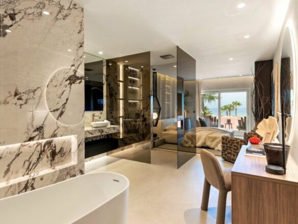 New Golden Mile – 4B Penthouse – Beachfront
