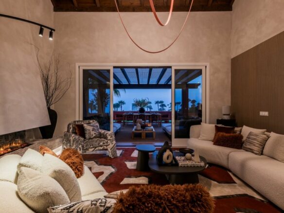 New Golden Mile – 4B Penthouse – Beachfront