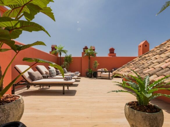 New Golden Mile – 4B Penthouse – Beachfront