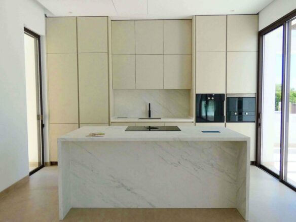 Golden Mile – Modern 4B  Villa – Gated