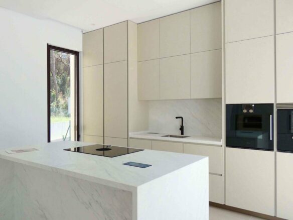 Golden Mile – Modern 4B  Villa – Gated