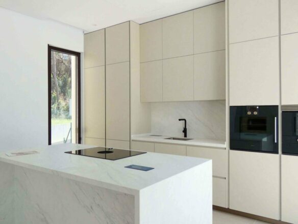 Golden Mile – Modern 4B  Villa – Gated
