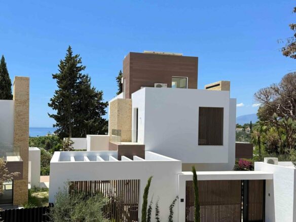 Golden Mile – Modern 4B  Villa – Gated
