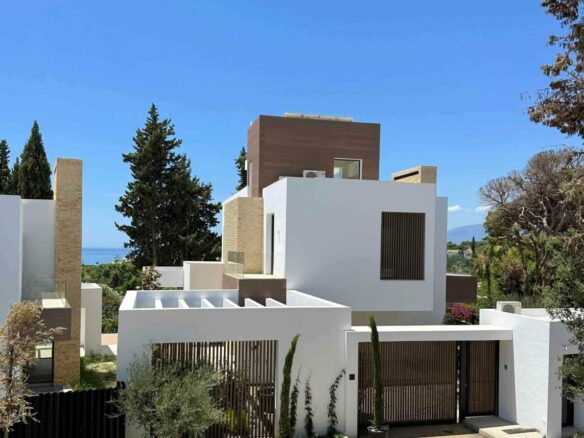Golden Mile – Modern 4B  Villa – Gated