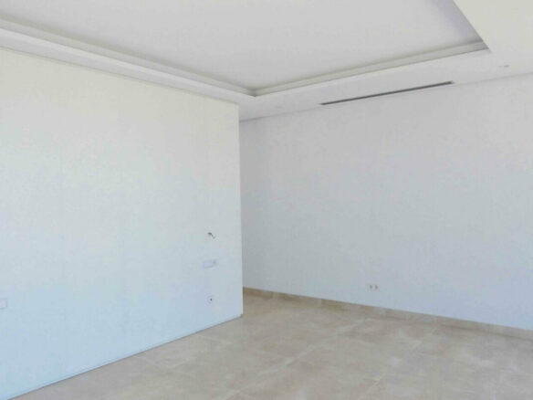 Golden Mile – 4B Modern Villa – Gated