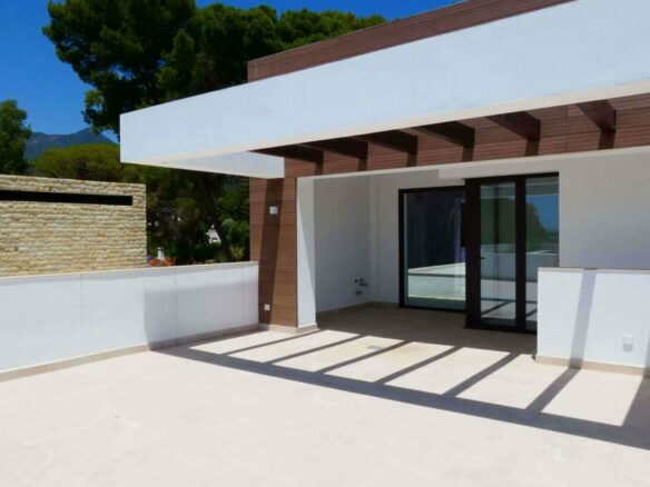 Golden Mile – 4B Modern Villa – Gated