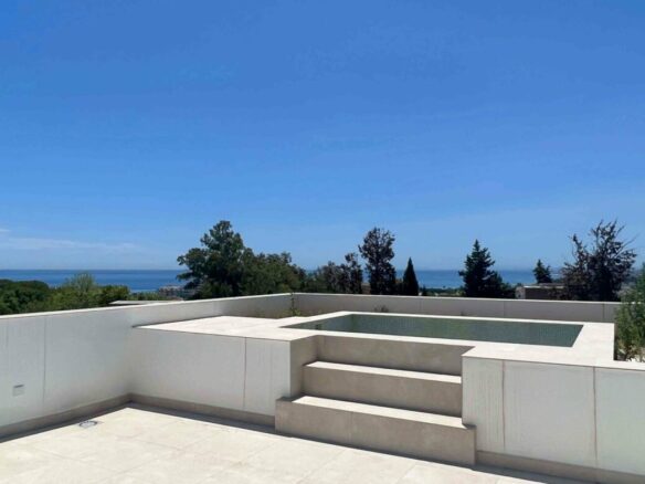 Golden Mile – Modern 4B  Villa – Gated