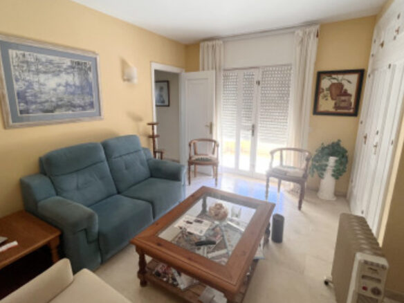 Bargain – Marbella  Town -3B Apt. – Rooftop Pool