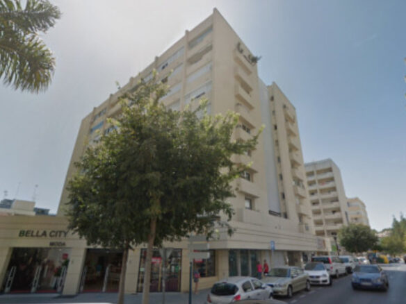 Bargain – Marbella  Town -3B Apt. – Rooftop Pool