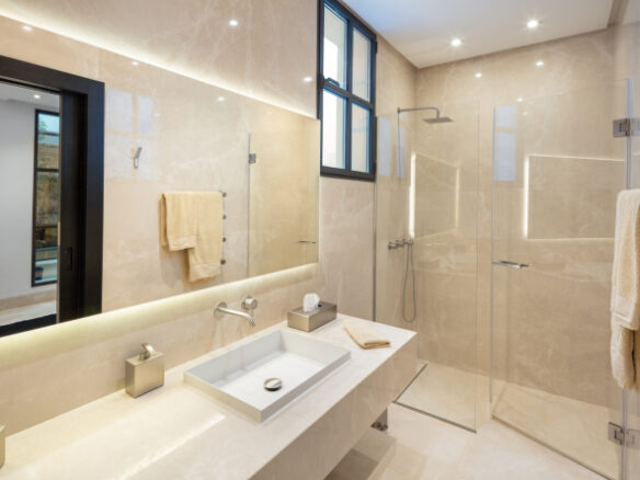 Los Flamingos – 5B Modern villa – Sea Views  – Gated