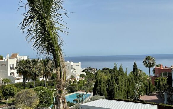 Benalmádena – 4 x Modern villas –  Sea views