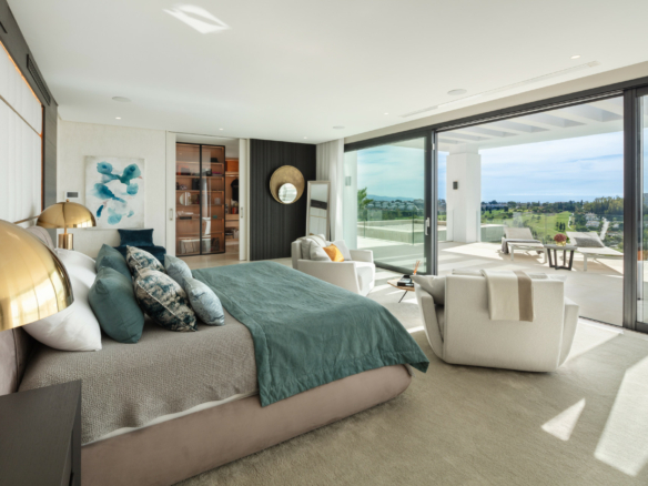 Reduced ✨ For Sale: Luxury Modern Villa in Benahavis with Stunning Sea Views ✨  🏎️ Huge Supercar Garage! 🏎️