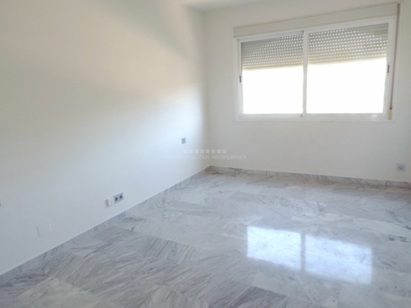 Alhambra del Golf, Estepona  – 3B Apt – Southwest facing
