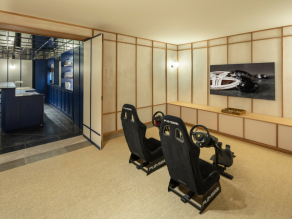 🏰 SOLD: Luxurious Mansion on the Golden Mile – Turnkey Living at Its Finest 🌟
