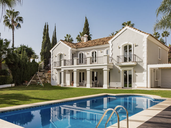 Nueva Andalucia -4B Villa -central Golf Valley