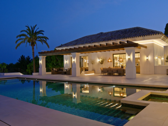 🏰 Marbella Hillside Mansion with Spa, Indoor pool & Tennis Court 🎾🌅