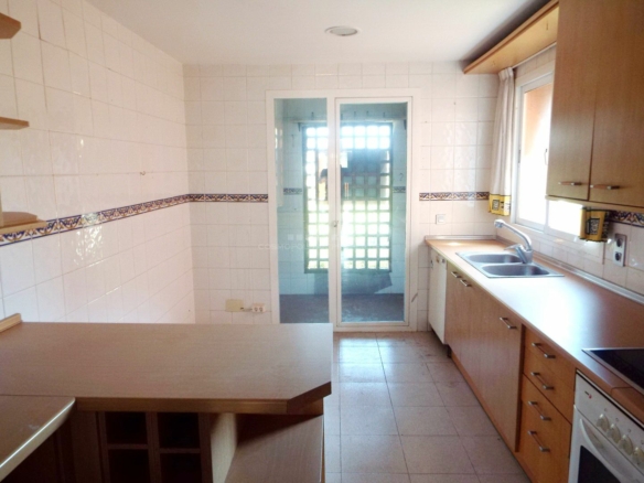 Alhambra del Golf, Estepona  – 3B Apt – Southwest facing