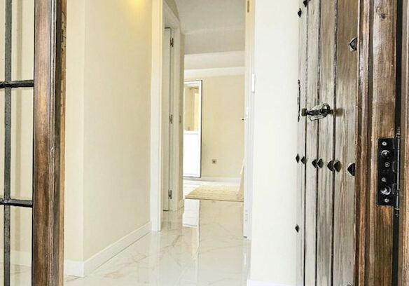 Estepona – 4B Villa – Beachfront – Sea Views -Turn Key