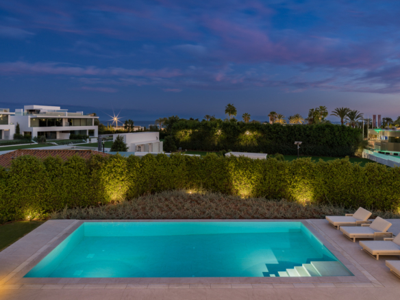 For sale – Golden Mile – New 5 Bedrooms Modern villa  – Turnkey
