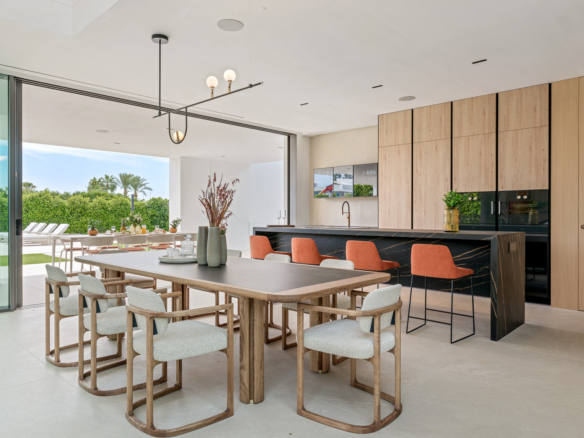 For sale – Golden Mile – New 5 Bedrooms Modern villa  – Turnkey