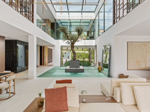 For sale – Golden Mile – New 5 Bedrooms Modern villa  – Turnkey