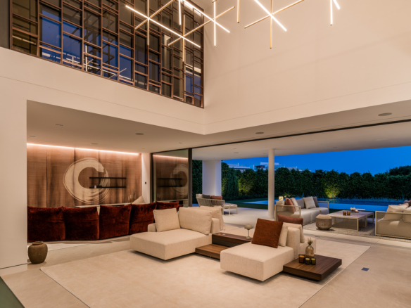 For sale – Golden Mile – New 5 Bedrooms Modern villa  – Turnkey