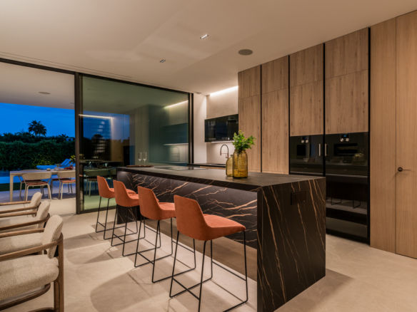 For sale – Golden Mile – New 5 Bedrooms Modern villa  – Turnkey