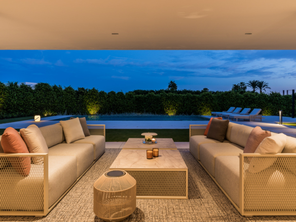 For sale – Golden Mile – New 5 Bedrooms Modern villa  – Turnkey