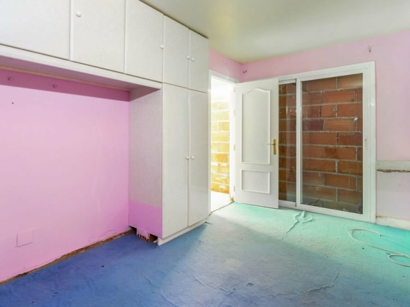 New Golden Mile – 7B Villa – To Reform – Near Facilities