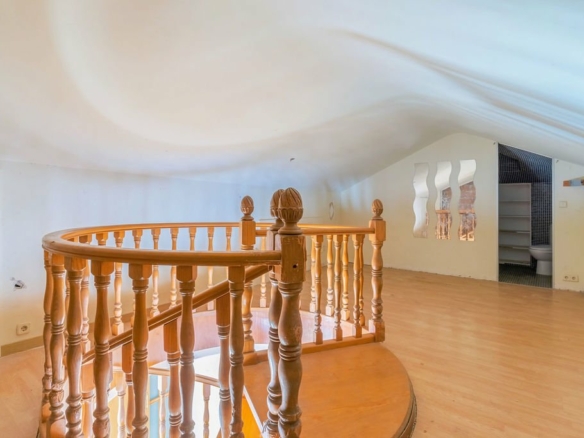 New Golden Mile – 7B Villa – To Reform – Near Facilities
