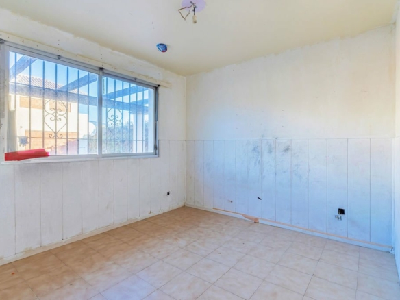 New Golden Mile – 7B Villa – To Reform – Near Facilities