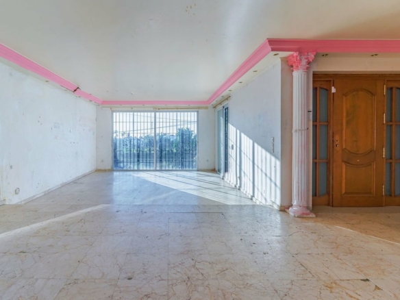 New Golden Mile – 7B Villa – To Reform – Near Facilities