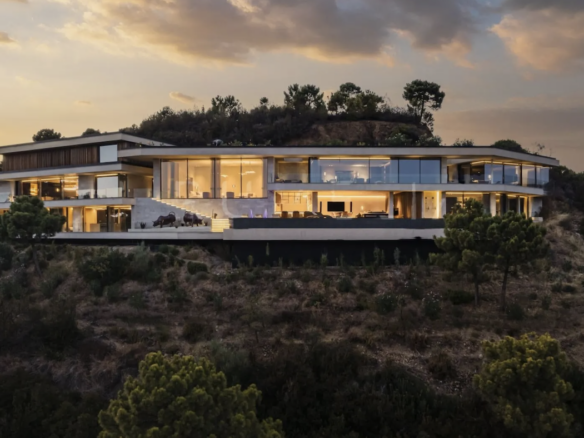 Monte Mayor – Modern 7B Villa – Panoramic Views