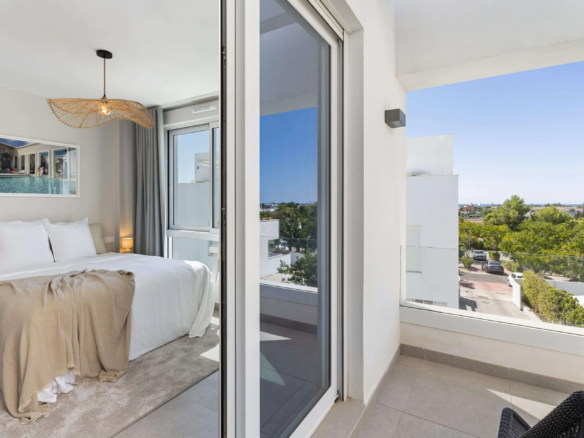 RENTED – Nueva Andalucia -5B new Townhouse  – Near Beach