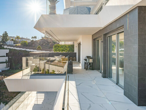 For sale – La Quinta (Benahavis) – Modern 3 Bedroom  Penthouse  -Sea Views