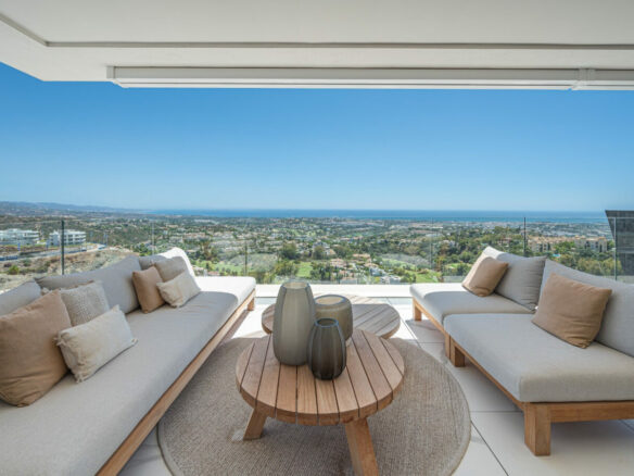For sale – La Quinta (Benahavis) – Modern 3 Bedroom  Penthouse  -Sea Views