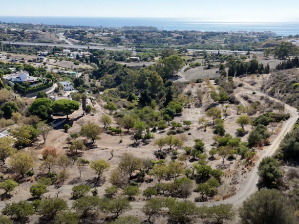 For sale 🌿 Estepona – 48514m2 Relatively Flat Investment Land – Sea Views 🌅