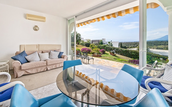 Bargain – El Paraiso -3B Duplex apt – Great Views