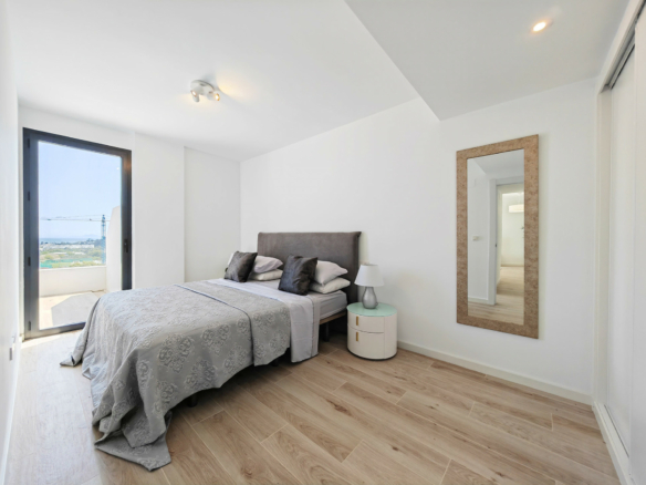 Estepona – New 3B Penthouse – Sea Views -Turnkey