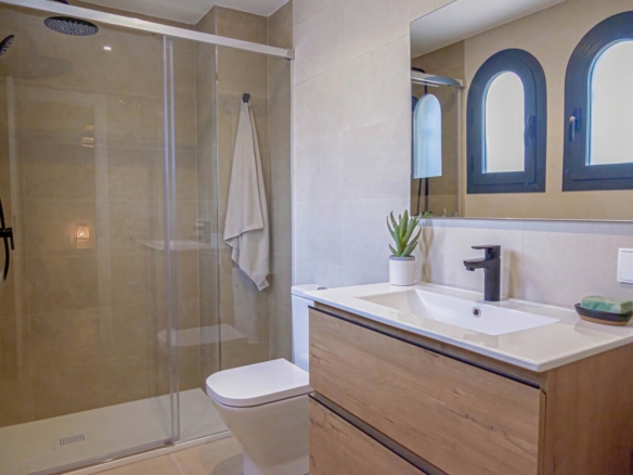 New Golden mile  – 3B Townhouse –  Golf & Country Club